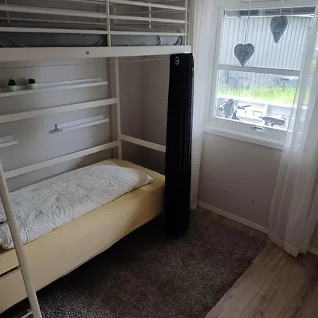 Flott Enebolig I Til Leie Naer Dyreparken Villa *